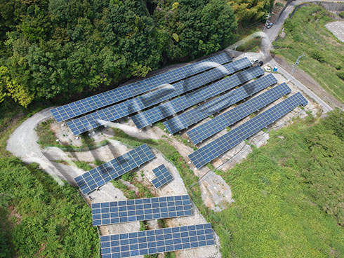 System regałów solarnych o mocy 1,138 MW w Japonii